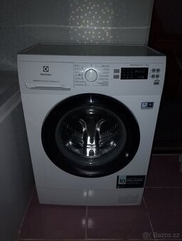 Pračka Electrolux