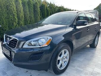 Volvo XC60 2.0 D3 Automat 5válec - servisní kniha