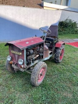 Traktor domácí výroby Škoda 1202