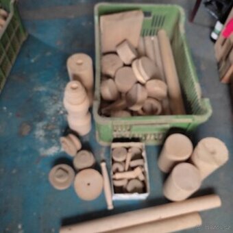 Prodám polotovary na truhlářský soustruh