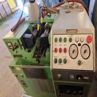 Válcovačka závitů UPW 12.5 po servisní prohlídce