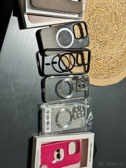 Prodám mix krytu  6 ks na iPhone 15 pro