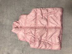 Prodám značkové zimní bundy,svetry