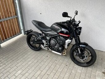 Triumph Trident 660