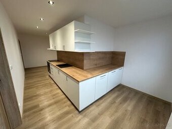 Prodej bytu 2+1 po rekonstrukci – 62m²-Horní Slavkov - 1