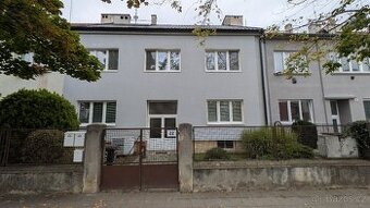 Pronájem bytu 1+1 52 m² - 1