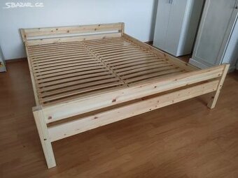 Dvoulůžková postel JYSK