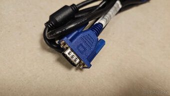 VGA kabel k monitoru, projektoru - délka 1,8m