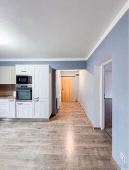 🏡 BYT K PRONÁJMU - 1