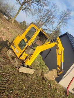 Pronájem - bagru 1.6t