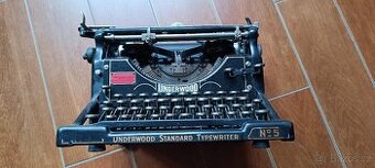 STAROŽITNÝ PSACÍ STROJ UNDERWOOD #5