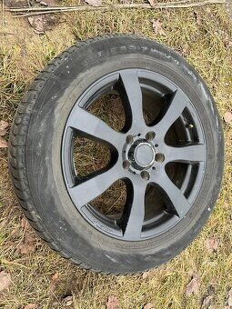 zimní alu kola 235/55/R17 na BMW X3 E83