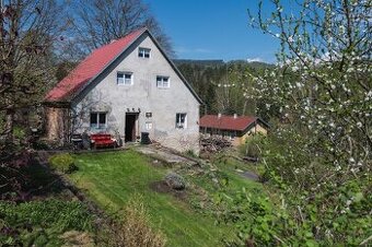 Prodej kamenného rodinného domu v Okounově (okr. Chomutov)