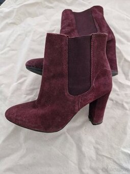 Dámské kotníkové boty