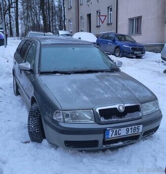 Škoda Octavia 1 1.6- náhradní díly z vozu