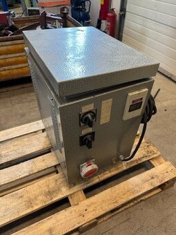 Odbočkový zkušební zdroj, transformátor