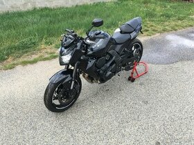 Rozprodam na nahradni dily kawasaki Z750 r.2010 (2007-2013)