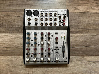 Mixážní pult Behringer Eurorack UB1002