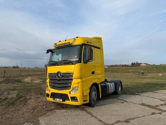 Mercedes Benz Actros 1851 - tahač