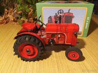 KOVAP Fahr F 22 - Legendární červený traktor - NOVÝ / NEW &