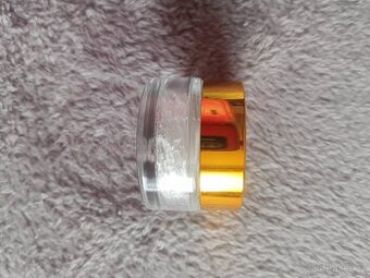 Deo a krystalky z Egypta