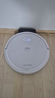 Robot vysavač