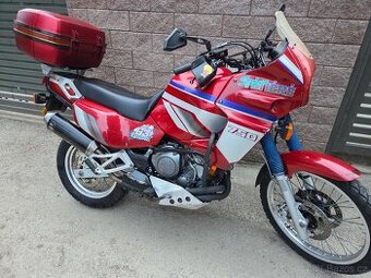 Yamaha XTZ 750 Super Tenere doklady