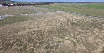 Stavební pozemek 15.939 m², Praha - Točná, sítě na pozemku, 