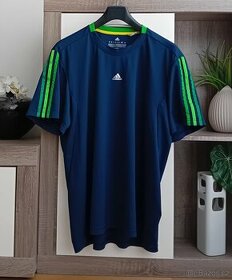 Adidas dámské sportovní tričko vel. XL/XXL