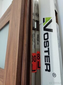 Nové interiove dvete Voster ořech sklo 80L,P