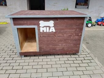 Zateplená psí bouda