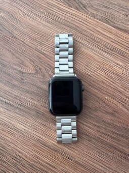 Apple Watch SE 44 mm