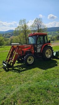 Traktor KIOTI DK551C