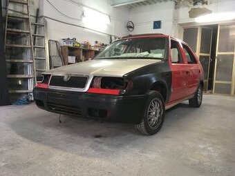 Škoda Felicia Sport Line - zbylé díly z vozu