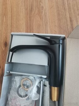 Umyvadlová baterie Hansgrohe Vivenis