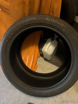 pneu Altenzo 315/35/20