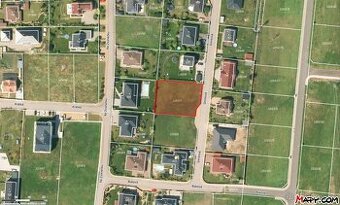 Stavební parcela 1.062 m2 DOKSY U KLADNA - 1