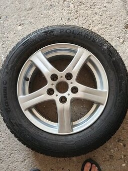 Litá kola 15"+příčníky hakr+2 nosiče na kola