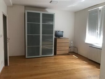 Šatní skříň IKEA