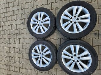 Kompletní alu kola Hyundai.Ix35 225/55E18