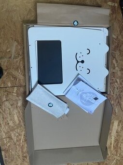 Montessori stolek, učící věž Craffox, lze poslat