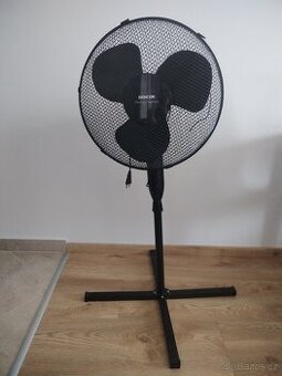 Stojící větrák Sencor