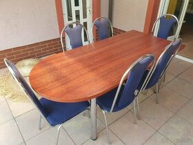 Jídelní stůl + 6 židlí