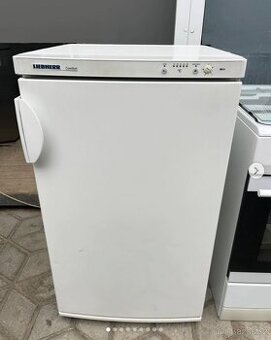 A+ TOP velký 4-šuplíkový mrazák LIEBHERR   DOPRAVA