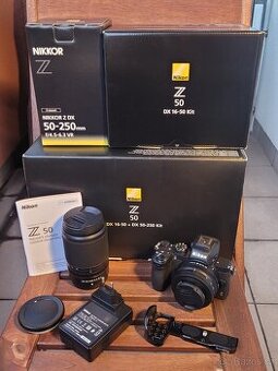 Nikon Z50 + 16-50mm + 50-250mm + příslušenství