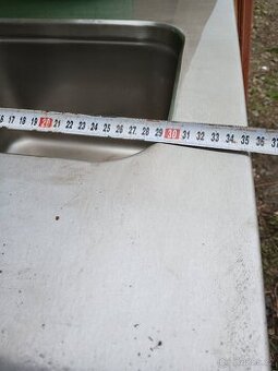 Stůl pracovní nerez