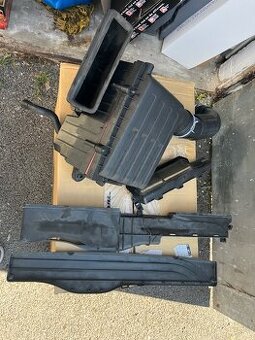 VW Golf 7 - R - komplet origo sání - filtr box