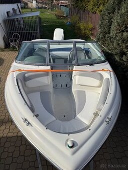 Motorový člun four winns horizon 170