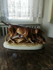 Soška lovečtí psi