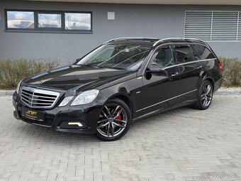 Mercedes Benz E350 CGI 215 kW AMG FULL VÝBAVA Webasto Night